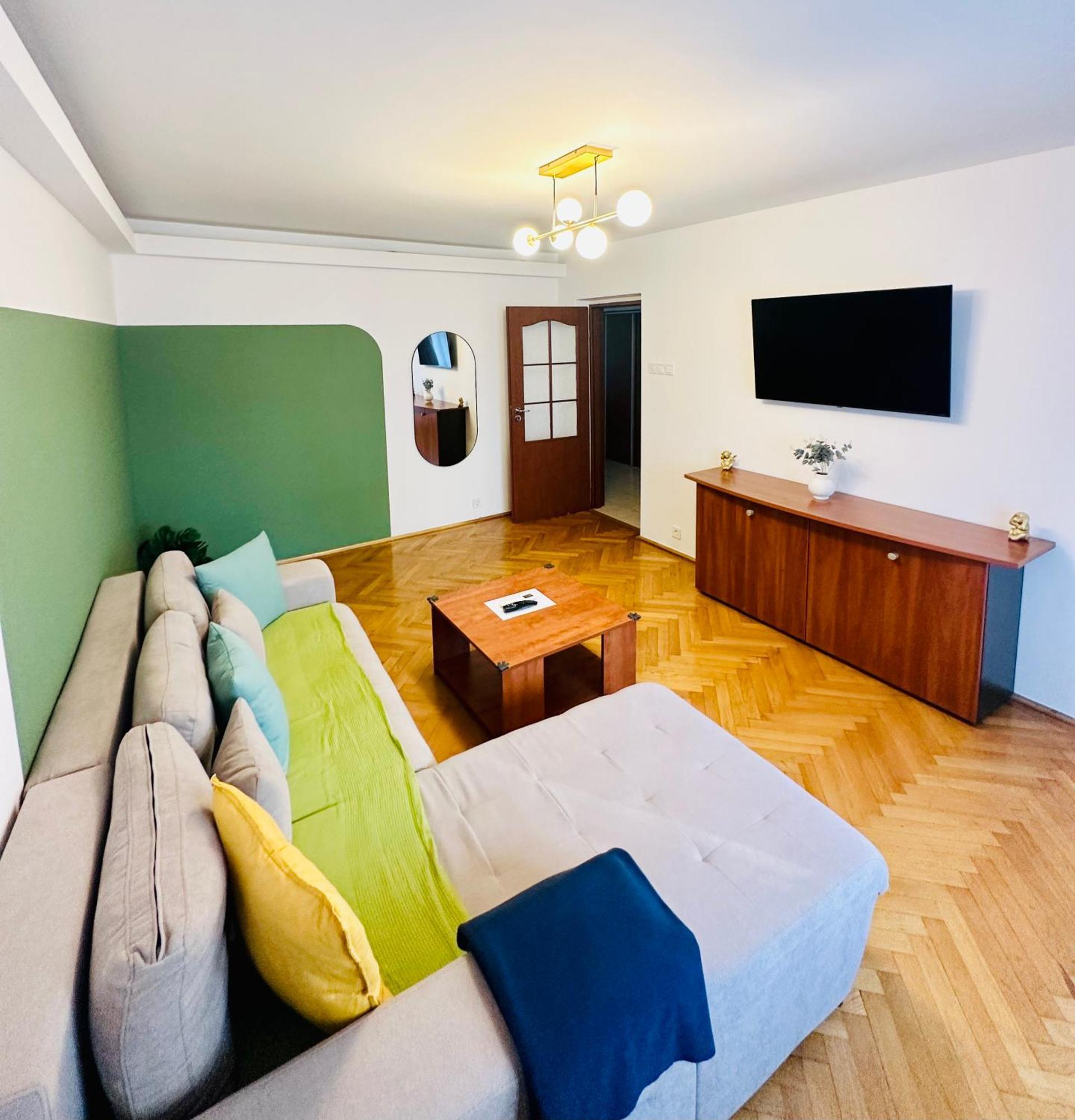 Tranquil Unirii Residence - Elegant & Spacious Living With Parking Steps From Parliament Βουκουρέστι Εξωτερικό φωτογραφία