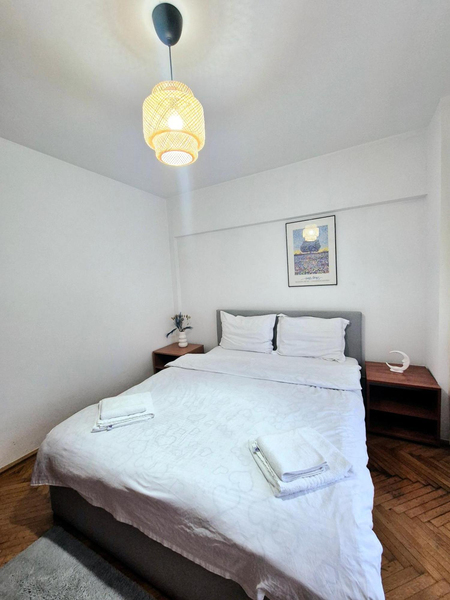 Tranquil Unirii Residence - Elegant & Spacious Living With Parking Steps From Parliament Βουκουρέστι Εξωτερικό φωτογραφία