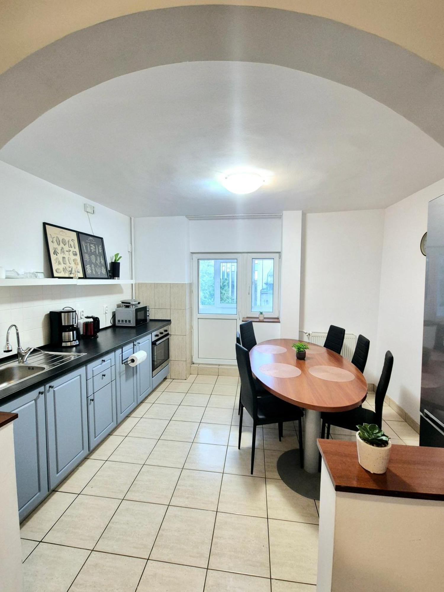 Tranquil Unirii Residence - Elegant & Spacious Living With Parking Steps From Parliament Βουκουρέστι Εξωτερικό φωτογραφία